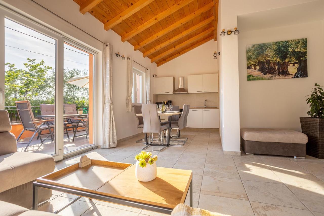 Holiday House Toici Nenadici  Exterior photo