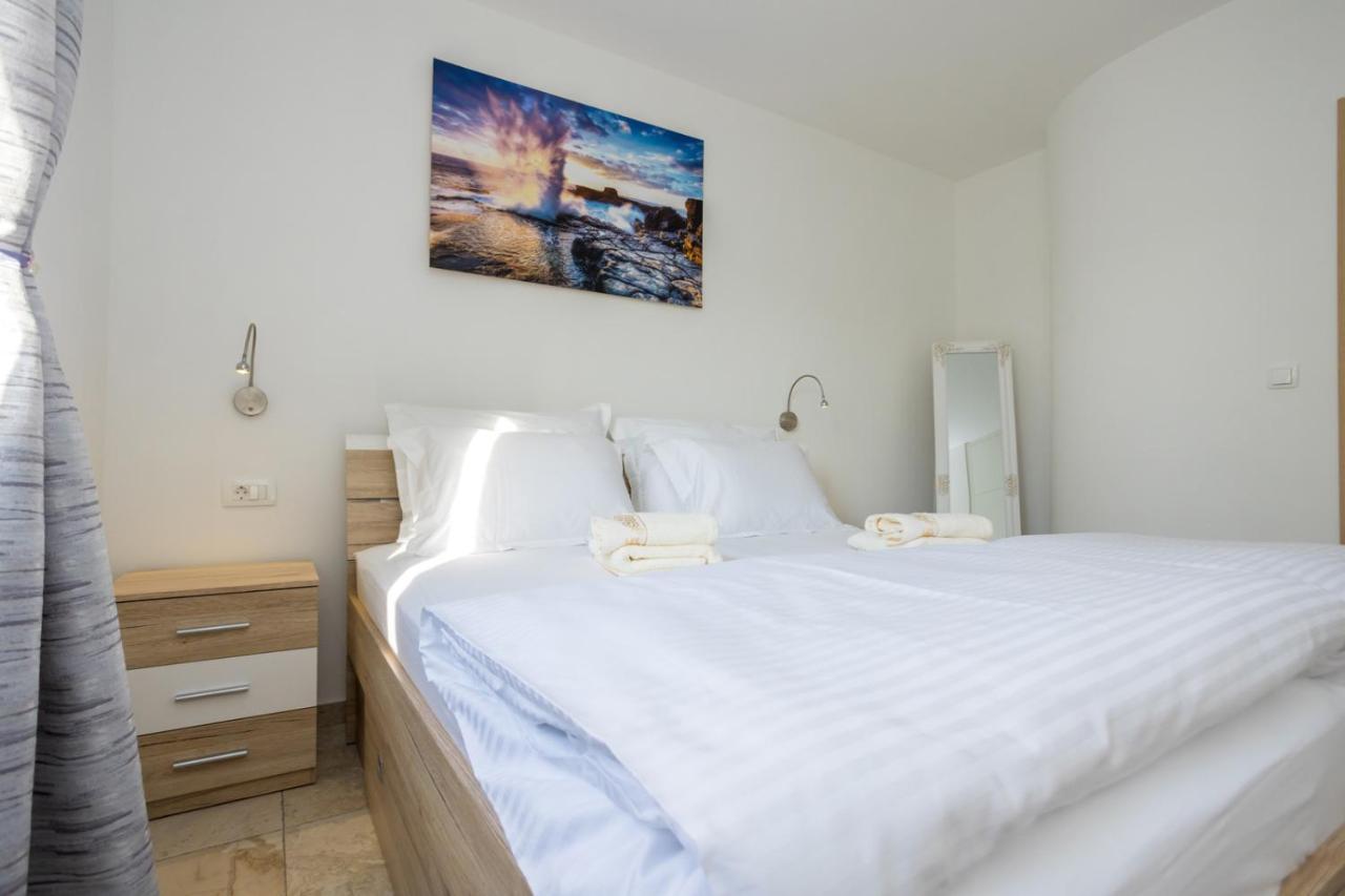 Holiday House Toici Nenadici  Exterior photo